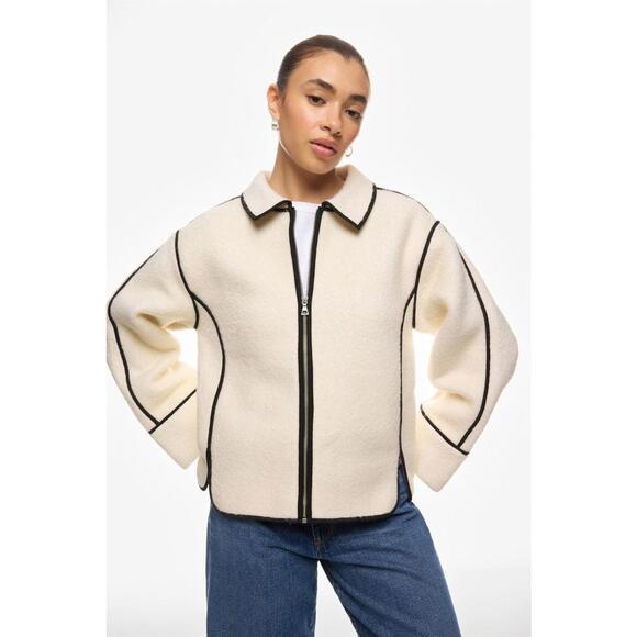 Modern Citizen Jackets & Blazers - Modern Citizen White Madison Shearling Jacket Size M